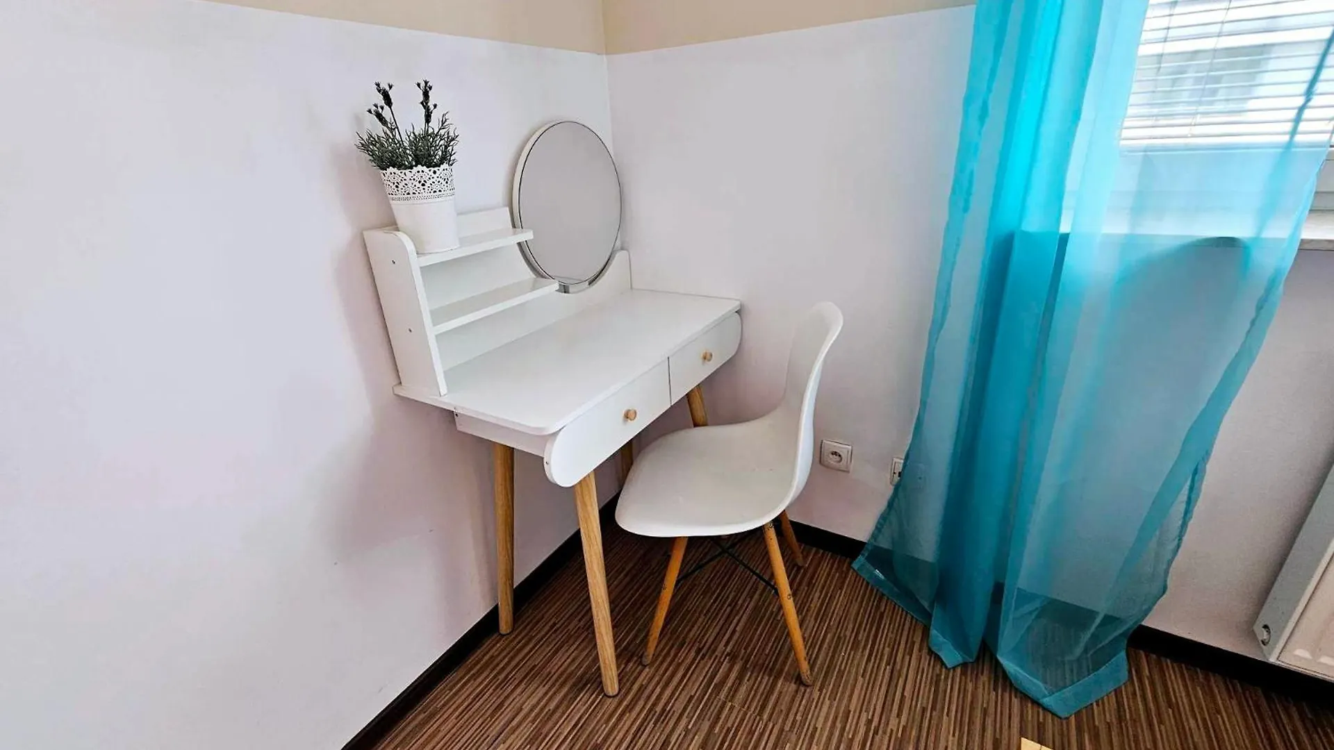 Fresh Green Kabaty Apartment 4 Warszawa