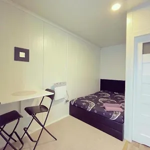 Apartament D-2, Warszawa